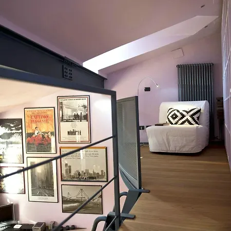 Casa Rossa - Bymyhomeincomo Tatil Evi *