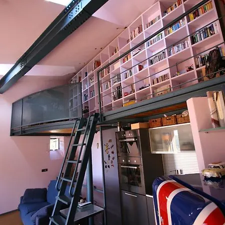 Дом отдыха Casa Rossa - Bymyhomeincomo