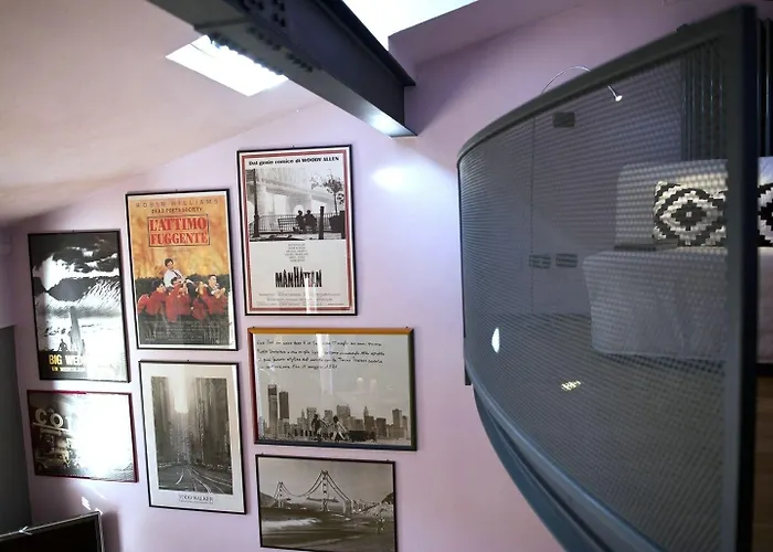 בית נופש Casa Rossa - Bymyhomeincomo *