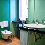 Casa Rossa - Bymyhomeincomo