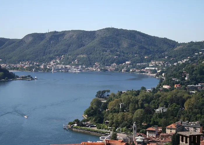 Casa Rossa - Bymyhomeincomo * Cernobbio